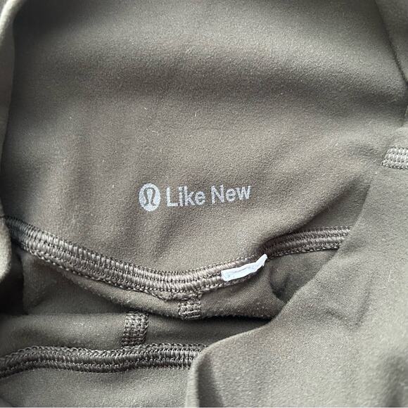 Lululemon Align Crop *21” - Dark Olive - Size 6-EUC - Picture 7 of 7